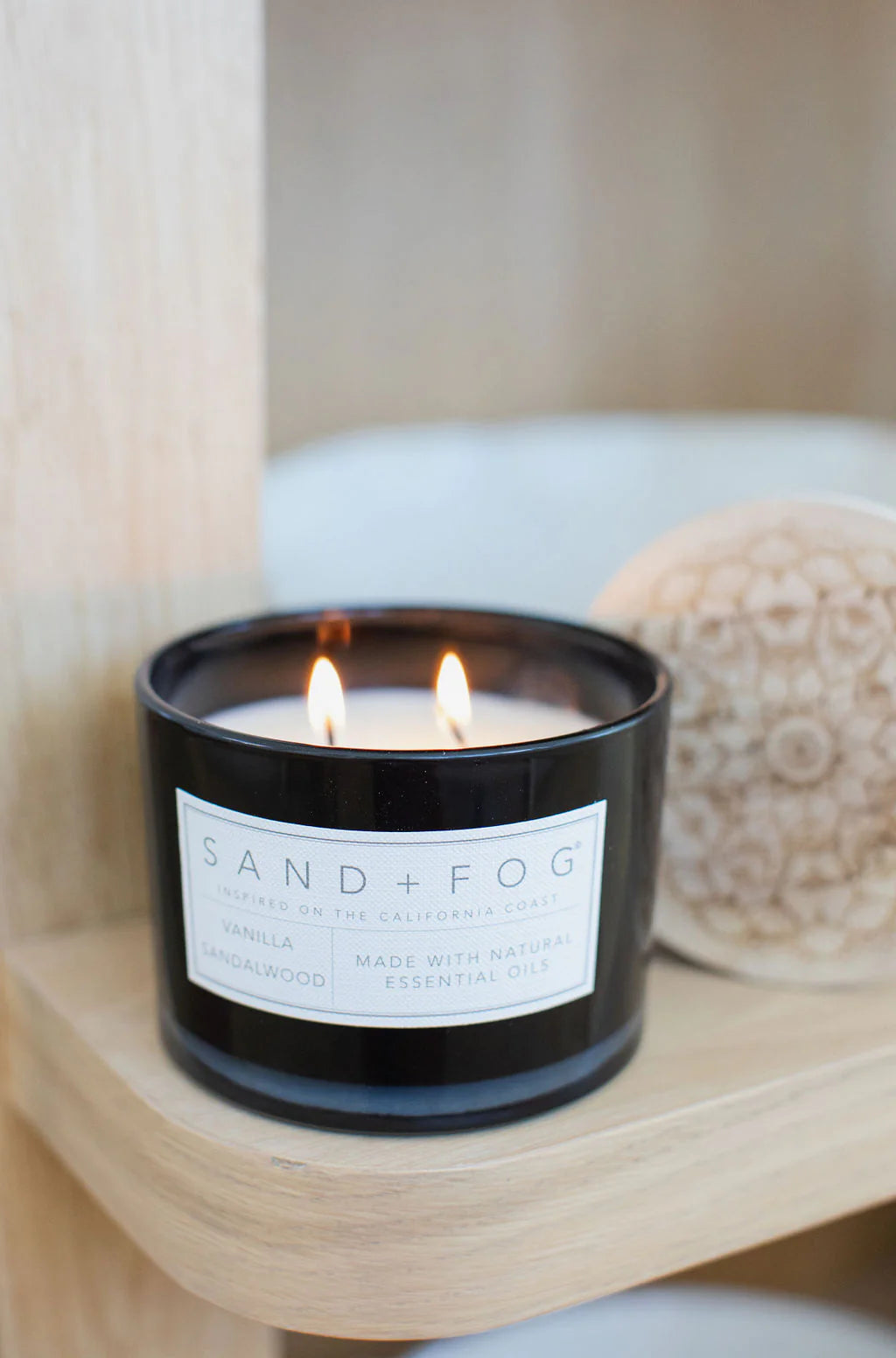 Vanilla Sandalwood 12 oz scented candle